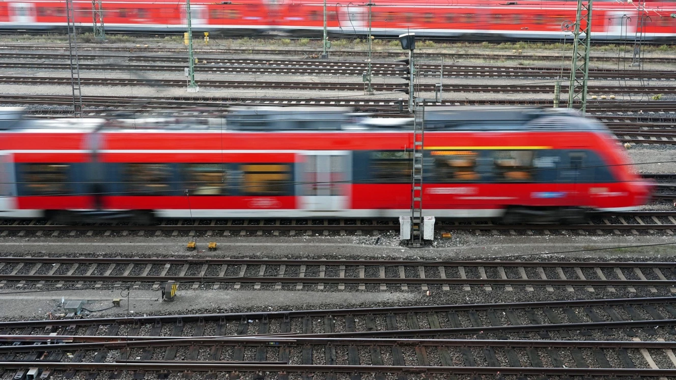 — © Deutsche Bahn AG / Volker Emersleben